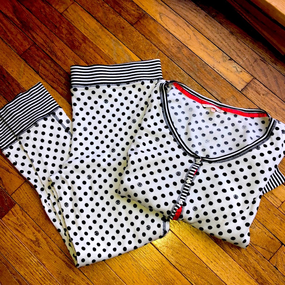 Victoria’s Secret polka dotted thermal pjs sz XL